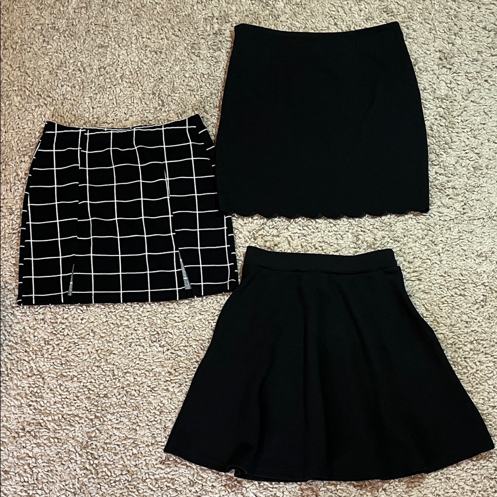 SHEIN Black and White Mini Skirt Trio
